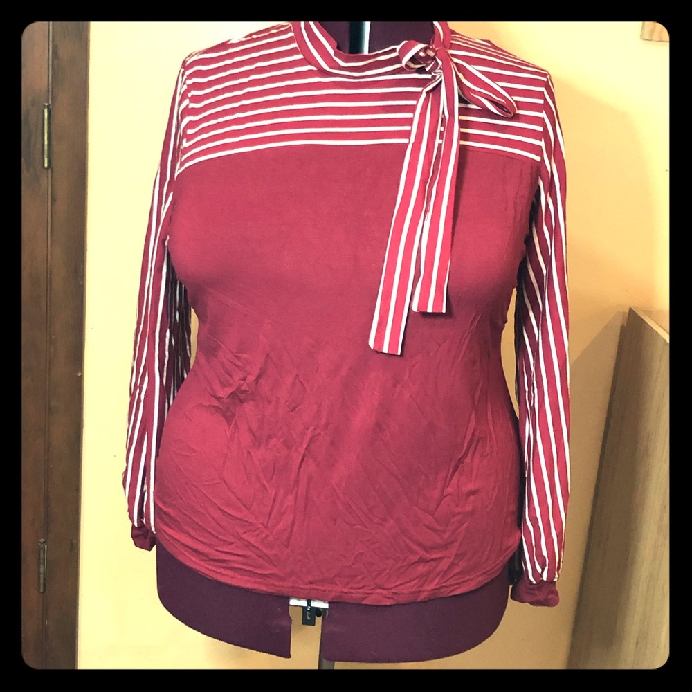 Long sleeve knit top